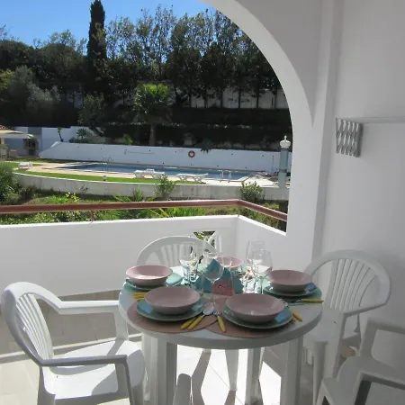 Spacious Comfort 1 Bedroom With Pool 300m From The Apartment